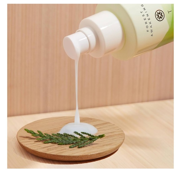 ❤️NEW!!!❤️Tatcha Forest Awakening Body Milk. - Picture 2 of 5